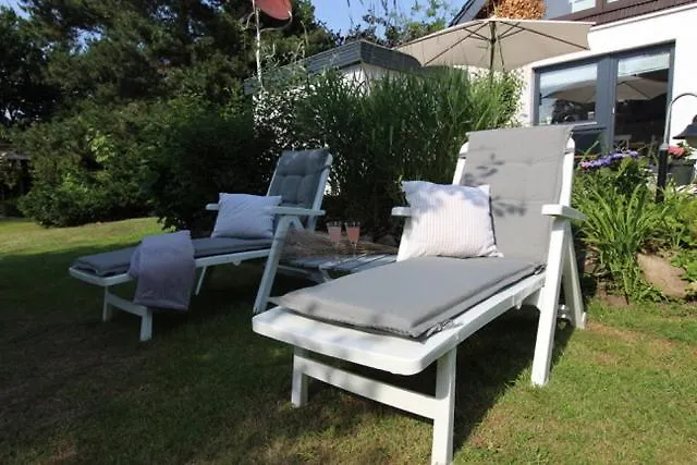 Backbert & Steuerbert Kopperby Casa de Férias *